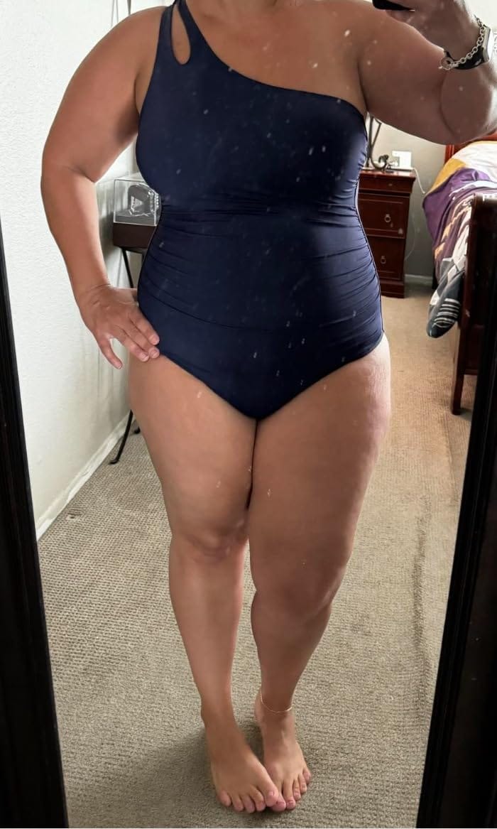 Customer photo review of Emoswimsuit - One Shoulder One Piece Swimsuit for Women Tummy Control Bathing Suits