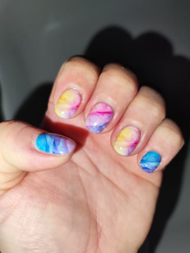 Heike V. review of Rainbow Rocks image 1 out of 1