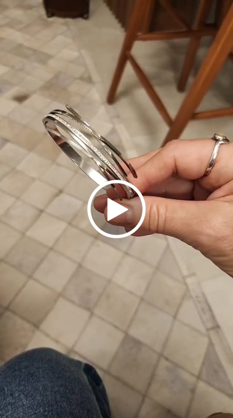 Customer video review of Bracelete Florence Zircônia - Prata