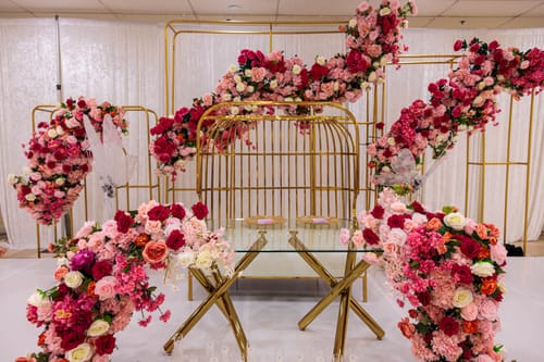 Customer photo review of Curved Wedding Arch Double Layer Party Decoration Flower Arch