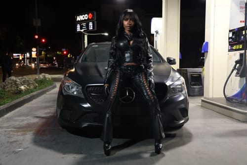 Customer photo review of LOW RISERS (BLACK LEATHER)