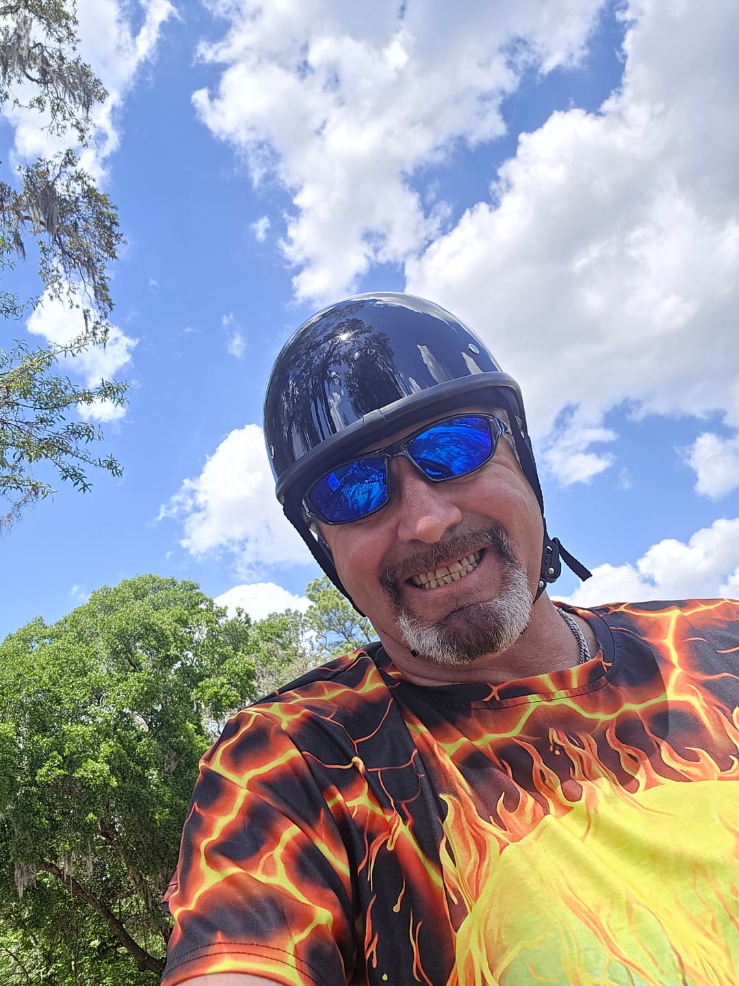 Customer photo review of Smallest & Lightest DOT Reversible Helmet Curved Style - Gloss Black