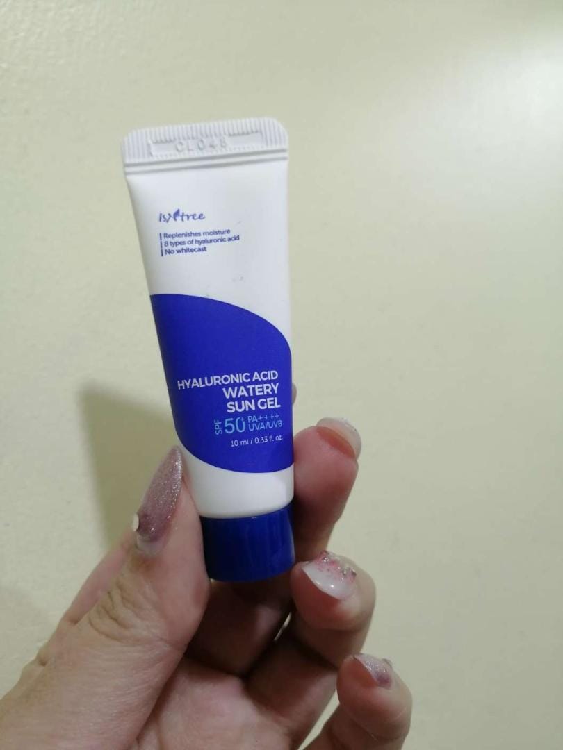 Customer photo review of ISNTREE - Travel Size Hyaluronic Acid Sun Gel SPF 50 PA+++ 10 ML | Protector Solar Travel Size