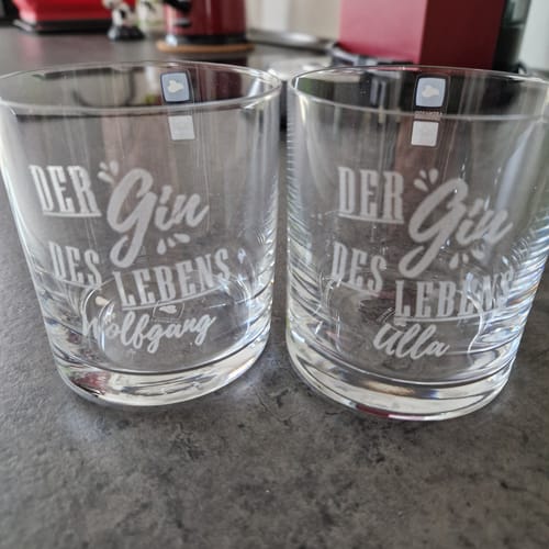 Customer photo review of 2er Set Montana GIN-Gläser "Der Gin des Lebens" mit Wunschnamen