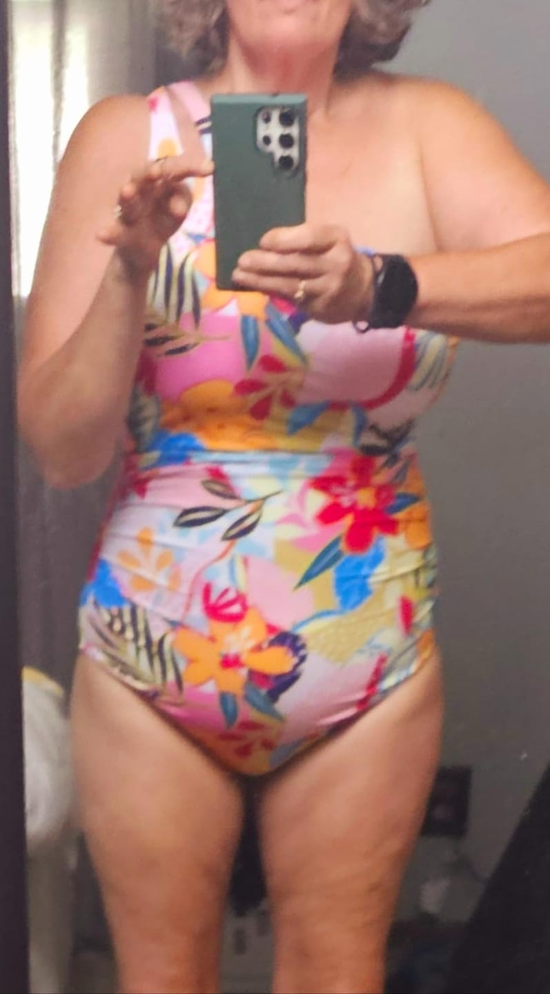 Customer photo review of Emoswimsuit - One Shoulder One Piece Swimsuit for Women Tummy Control Bathing Suits