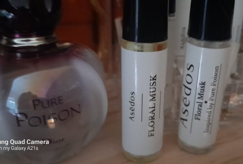 Customer photo review of FLORAL MUSK PERFUME OIL