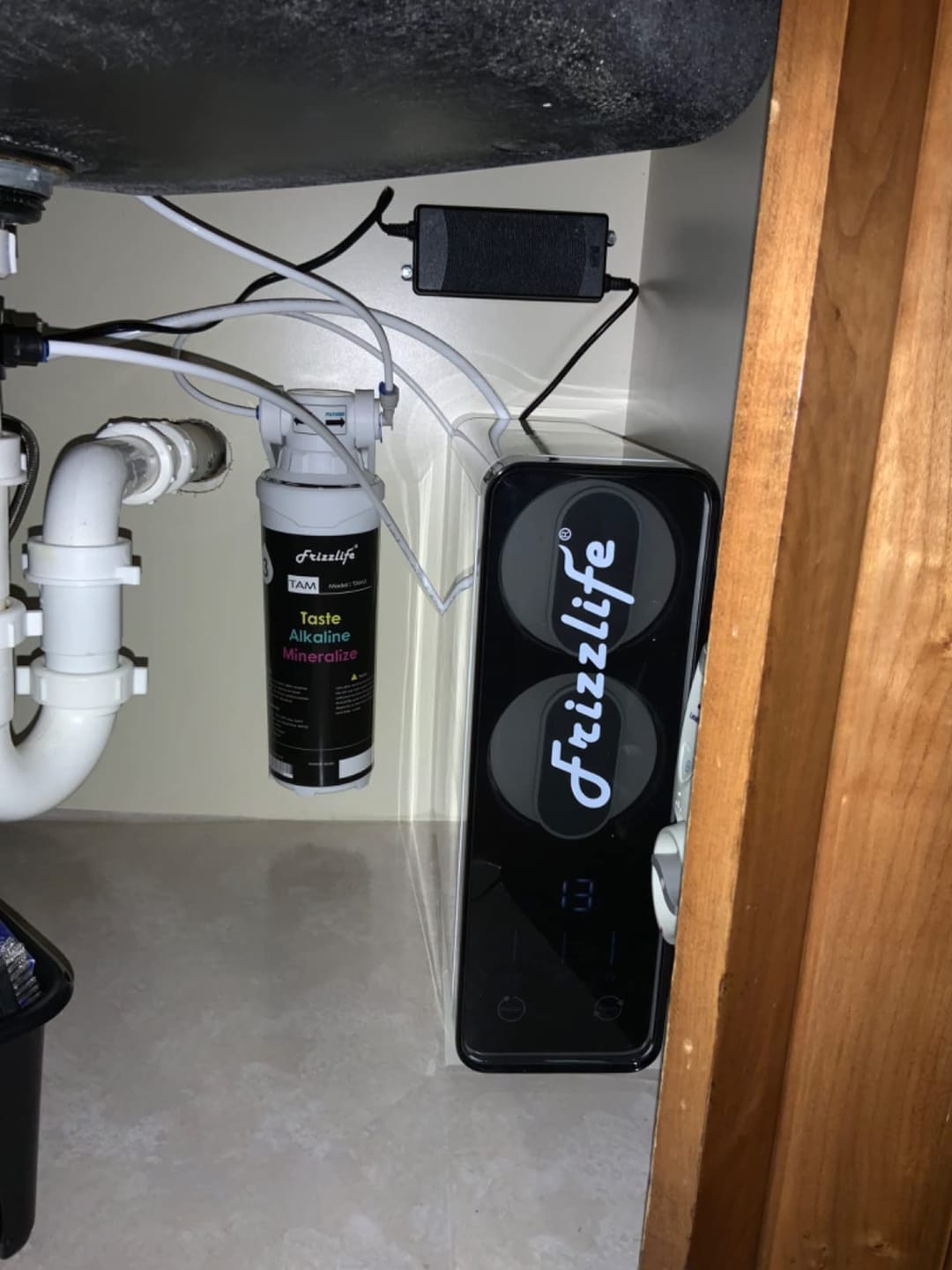 Customer photo review of Frizzlife 600 GPD Tankless Reverse Osmosis Water System With Alkaline & Remineralization, PD600-TAM3