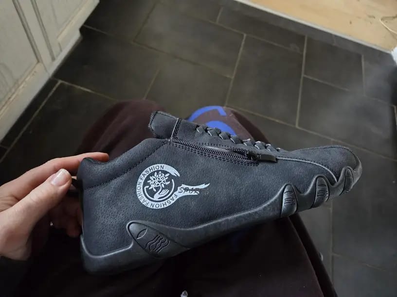 Customer photo review of FeelFree Light - orthopedische, pijnverlichtende en waterdichte barefoot schoenen