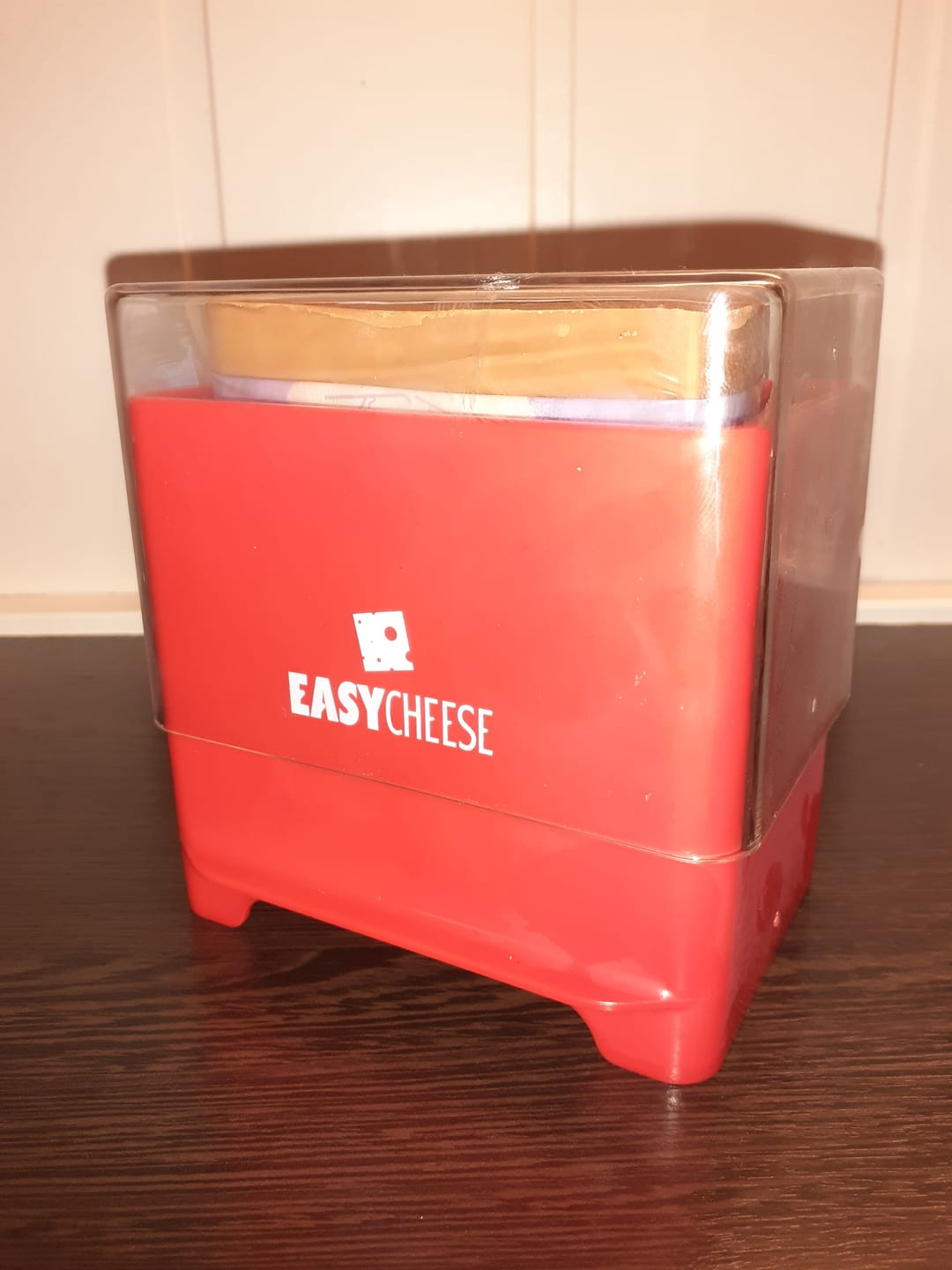 Customer photo review of EasyCheese® Osteklokke Original - Christmas Edition Rød