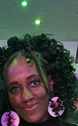 Customer photo review of Freetress Braid 2X Wand Curl Crochet Braid RINGLET WAND CURL