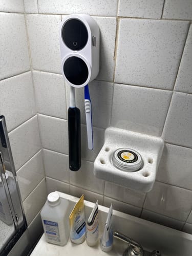 Customer photo review of UV Toothbrush Sterlisation