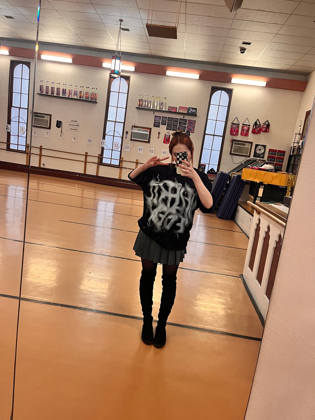 Customer photo review of Aelfric Eden Washed Abstract Graphic Tee