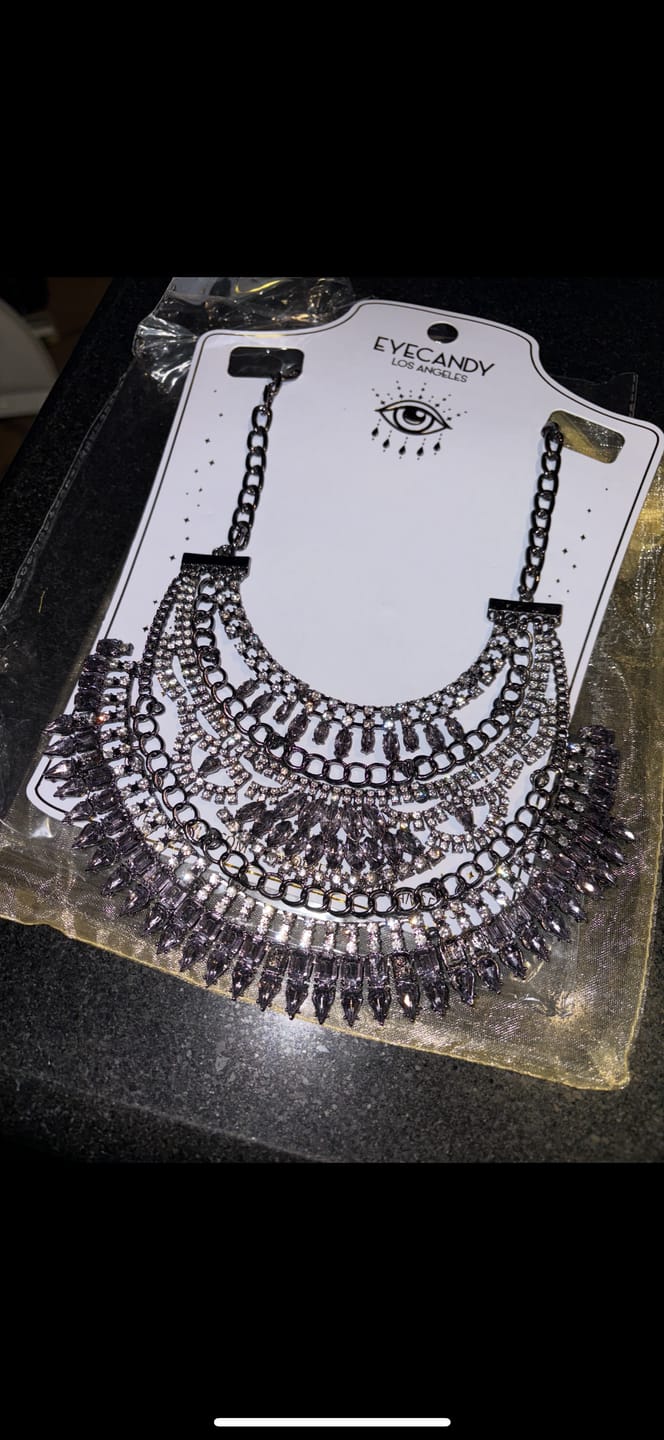 Customer photo review of 12 Item Statement Mystery Box