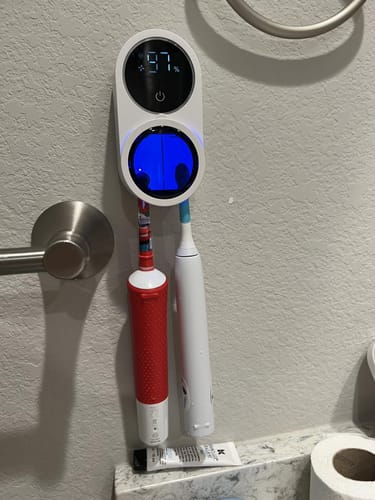 Customer photo review of UV Toothbrush Sterlisation