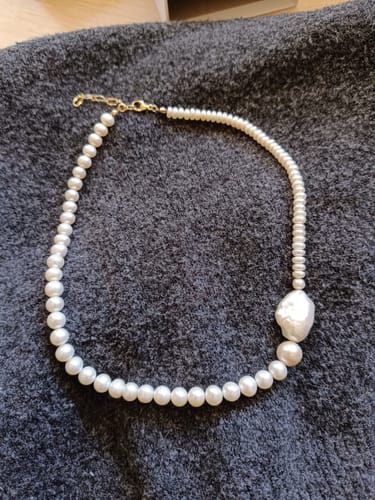 Customer photo review of AYLA - Freshwater Pearl Choker