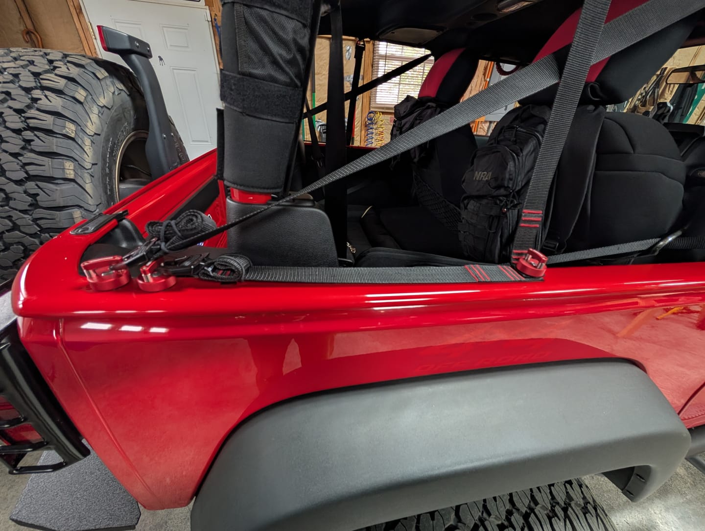 Customer photo review of ROCKWORKX 1.5 x 87 inch Tiedown Strap