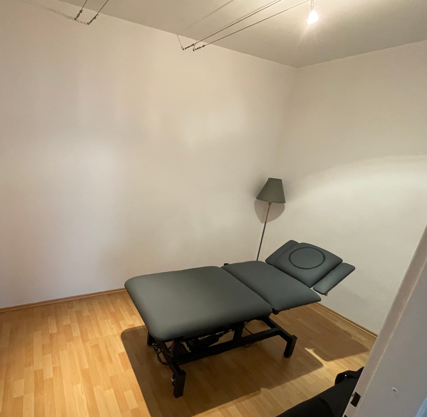 Customer photo review of Massageliege Elektrisch Fortis 5 Ergo | 5-Segmente