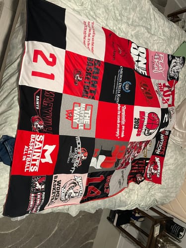 Customer photo review of Premium T Shirt Quilt