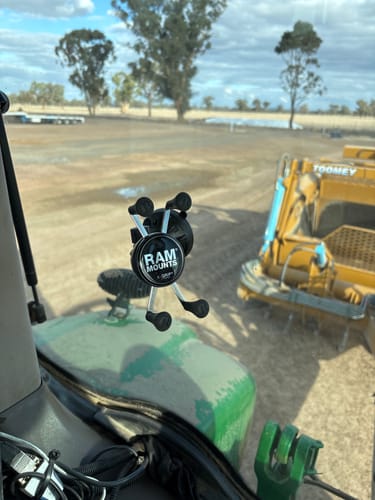 Customer photo review of RAM® X-Grip® Phone Mount with RAM® Twist-Lock™ Low Profile Suction Base (RAP-B-166-2-UN7U)