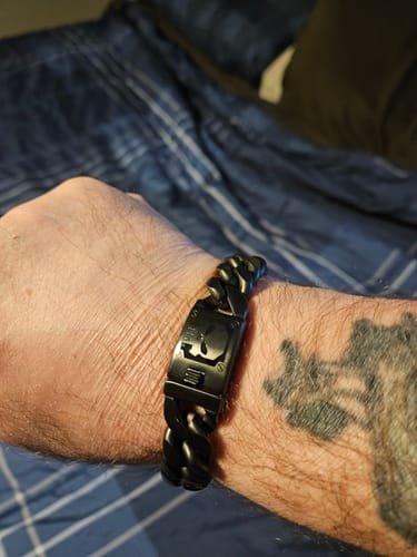 Customer photo review of Samurai Honor & Justice Cuban Link Bracelet: Helps Pair Veterans With A Service Dog Or Shelter Dog