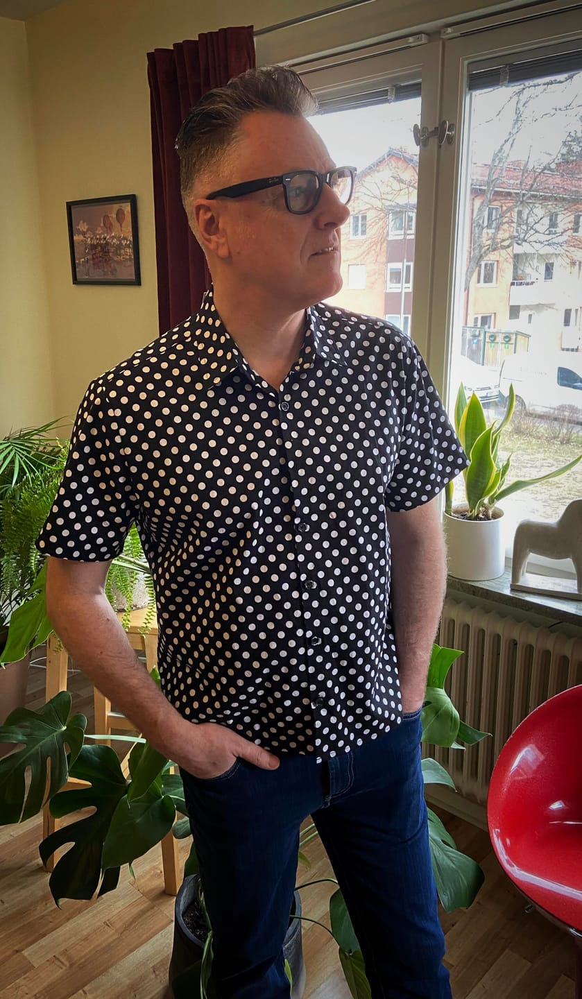 Customer photo review of Men's Cotton Casual Polka Dot Summer Black Pocket Short Sleeve Shirt