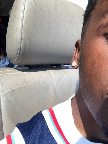 Customer photo review of Gold Finish 1.3 Carat 7mm CZ Stud Crown Setting