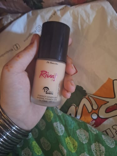 Customer photo review of Perfect Coverage Mineral Foundation