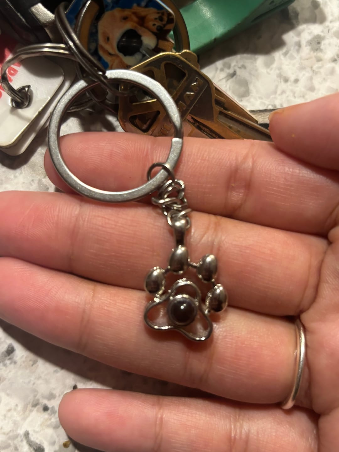 Customer photo review of Custom Pet Projection Memorial Keychain with Your Pet Photo as Gift for Loss of Pet
