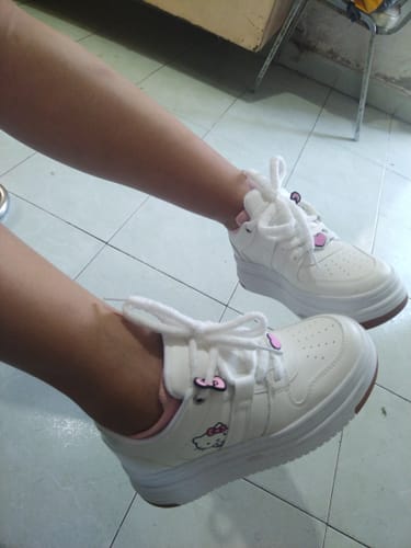 Customer photo review of HK Pink Bow Sneaker