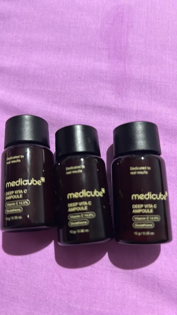 Customer photo review of MEDICUBE - Deep Vita C Ampoule de 30 GR | 3 PCS Suero Iluminador y Antimanchas