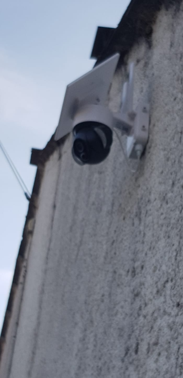 Customer photo review of Caméra Solaire WiFi Longue Portée | Surveillance 24/7 & Sécurité Optimale
