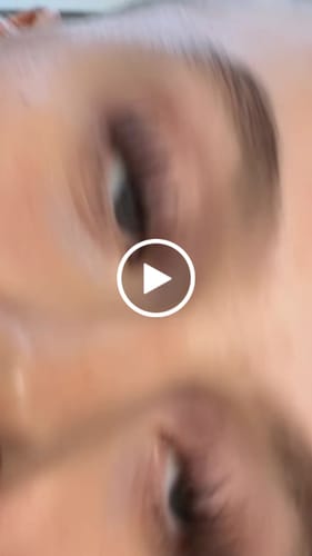 Customer video review of LASHCOCA!NE - Wimpernserum