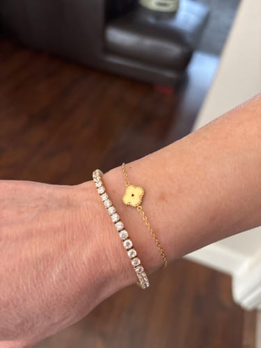 Customer photo review of Luxe Tennis Bracelet