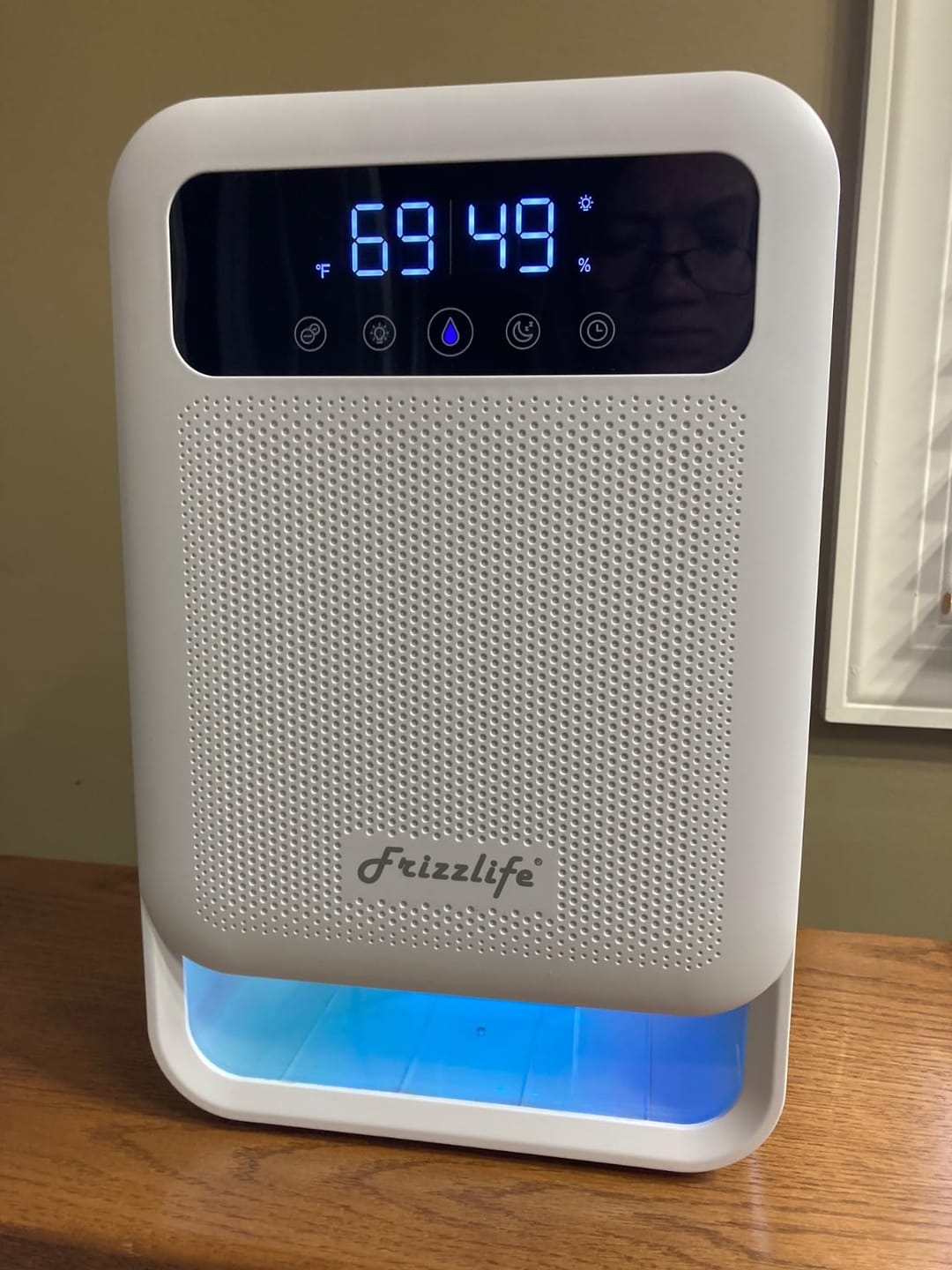 Customer photo review of Frizzlife Dehumidifier With Air Purifier, 135oz Water Tank,DH80