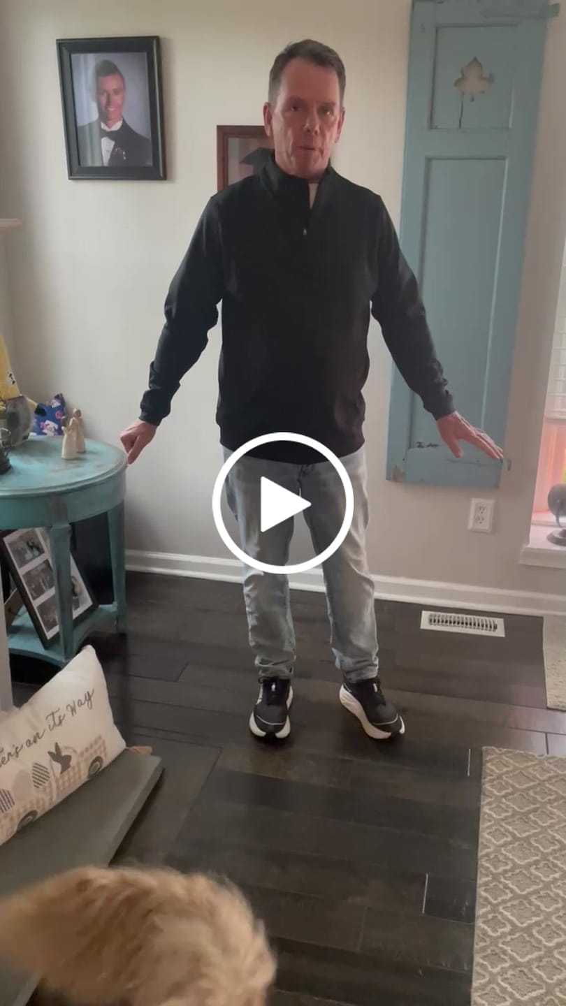 Customer video review of Cloud 1/4 Zip