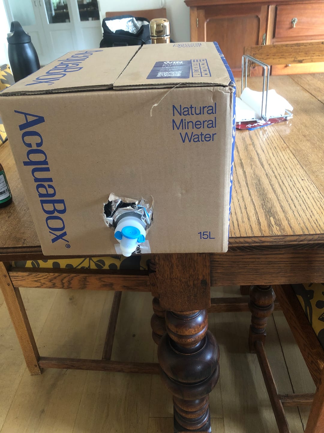 Customer photo review of AcquaBox ®️ 15L Mineral Water Bag-in-Box with Tap