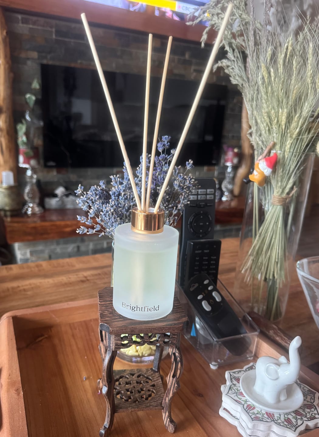 Customer photo review of Cabin Reed Diffuser
