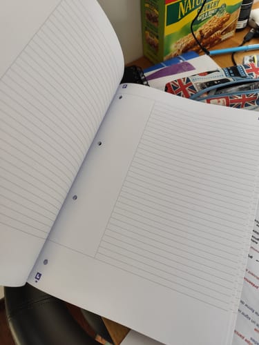 Avis photo d'un client sur Cahier à spirales NOTEBOOK OXFORD # Couverture rigide - 160 pages A4 détachables - ligné type CORNELL