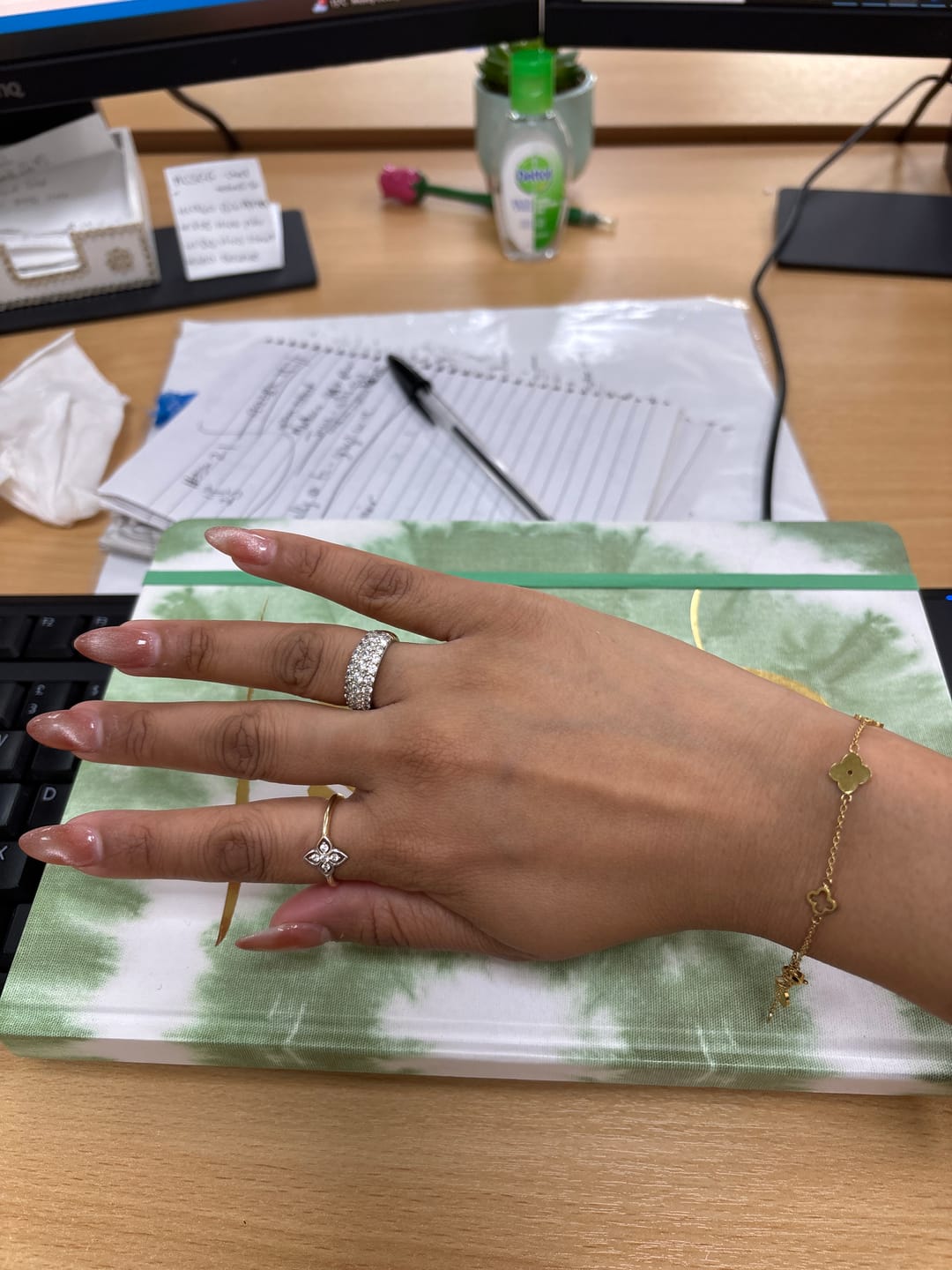 Customer photo review of Multi Clover Bracelet