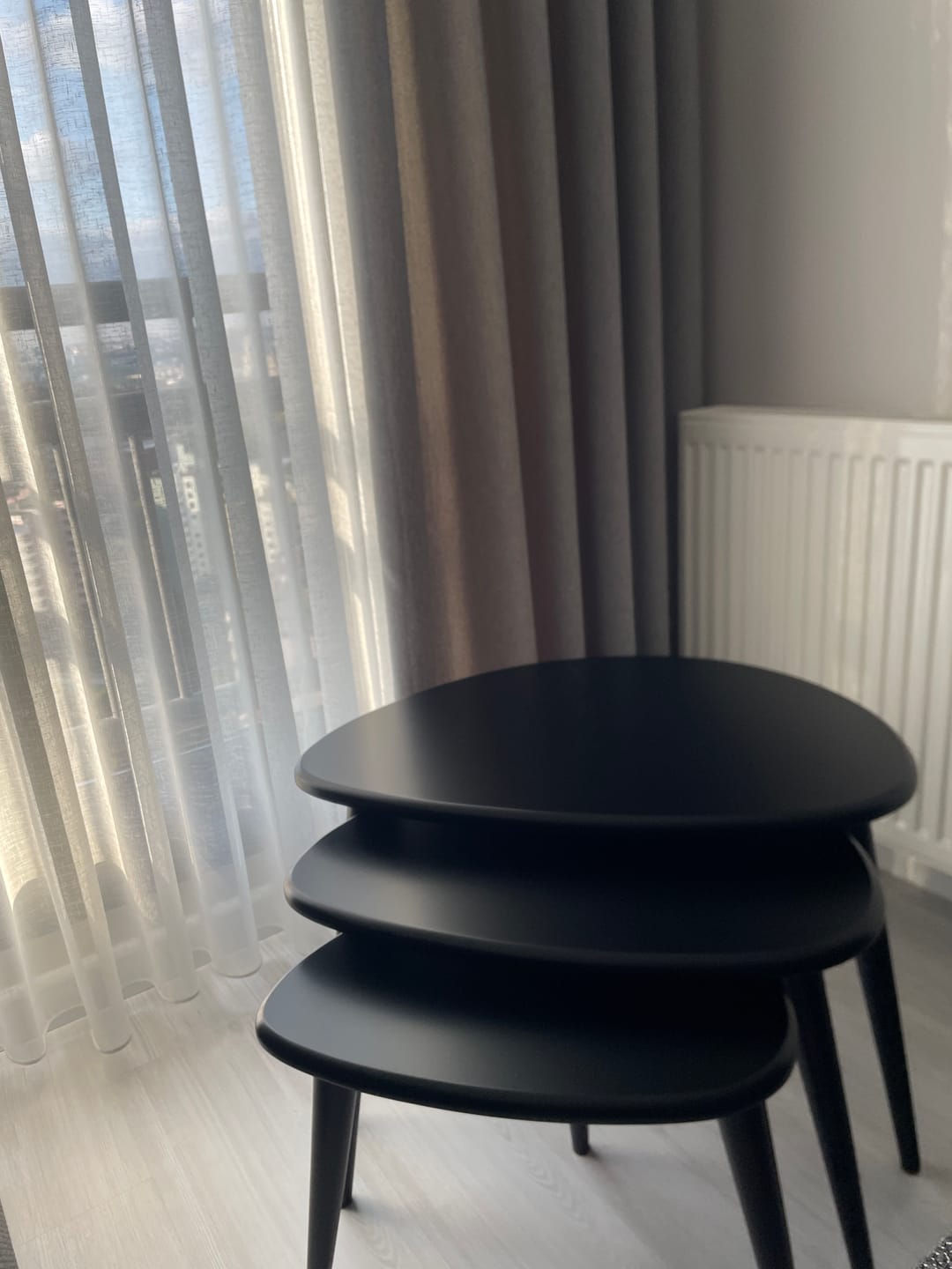 Customer photo review of Mat Siyah 3'lü Zigon Sehpa Takımı, Ahşap