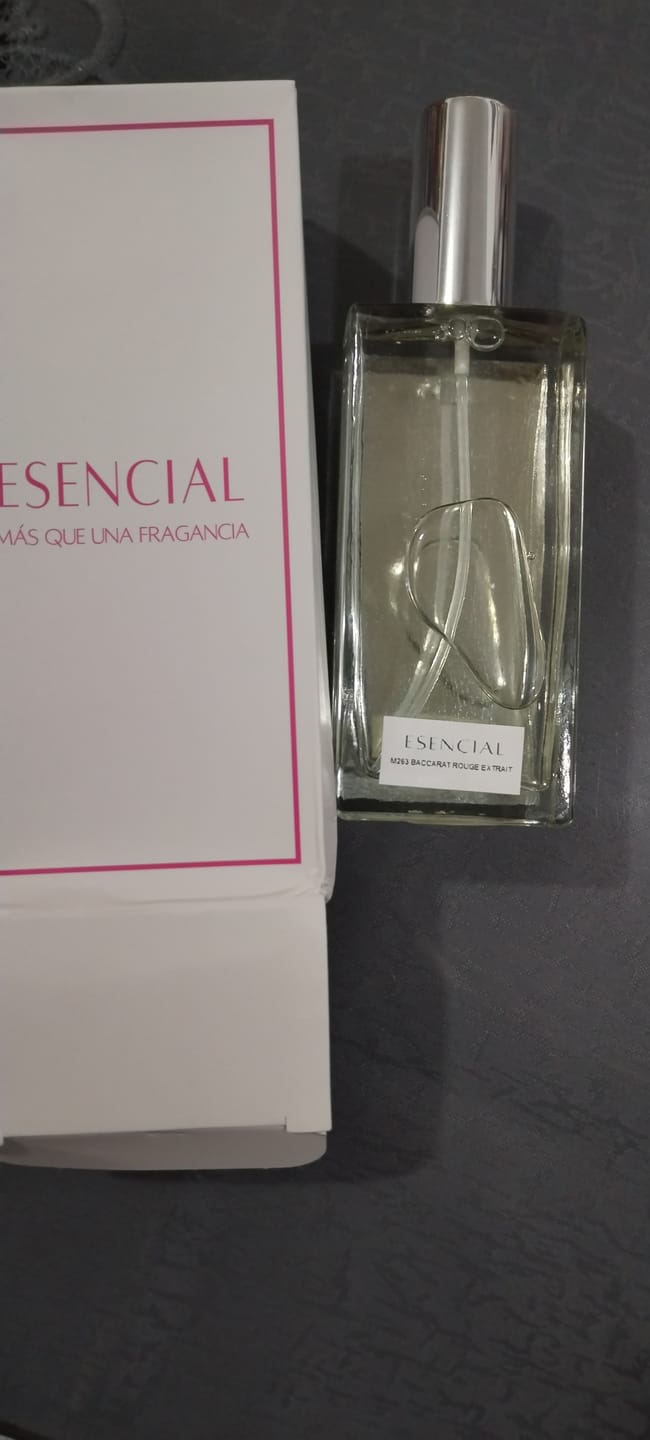Customer photo review of M263 Inspirado en: Baccarat Rouge 540 Extrait de Parfum - Maison Francis Kurkdjian