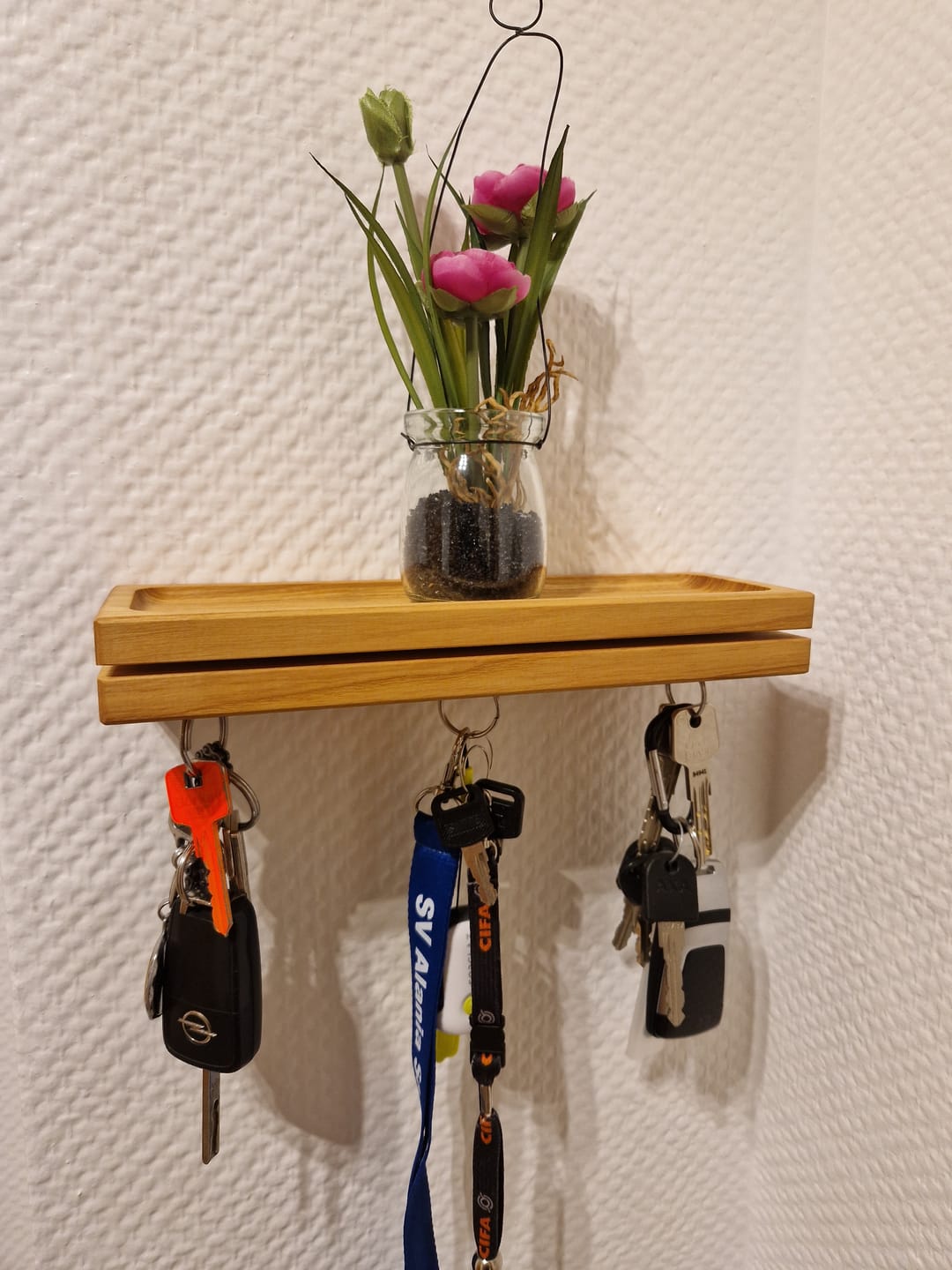 Customer photo review of Schlüsselbrett TALEA aus Holz