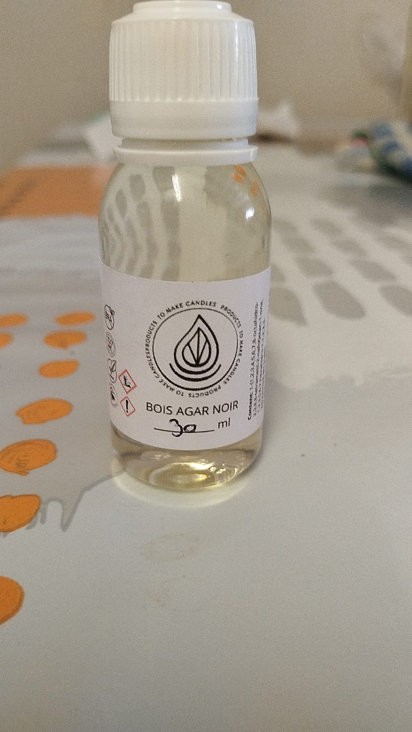 Customer photo review of Fragancia BOIS AGAR NOIR