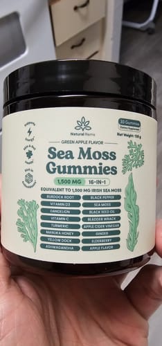 Customer photo review of Sea Moss 16-In-1 Gummies