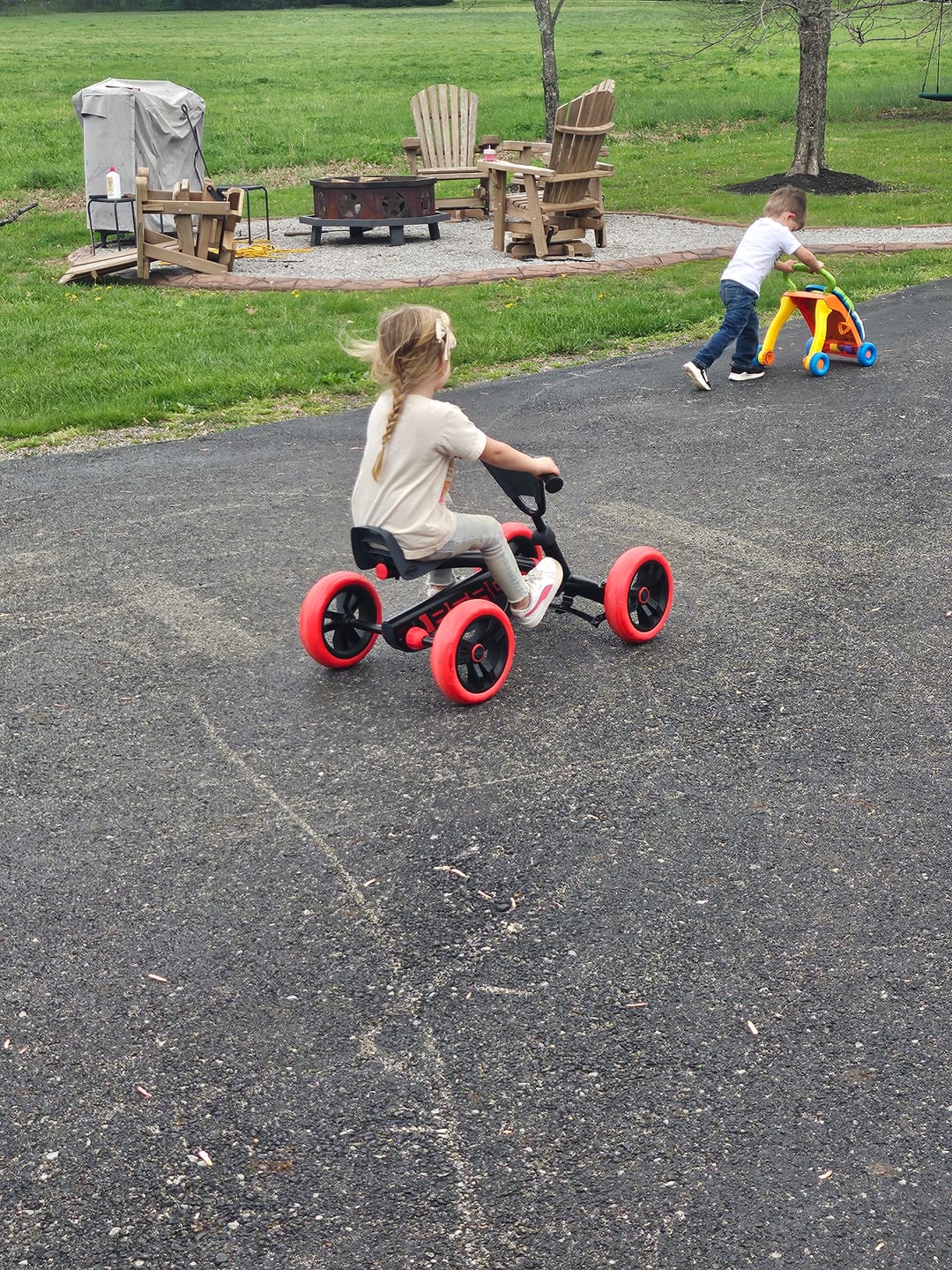 Customer photo review of BERG Buzzy