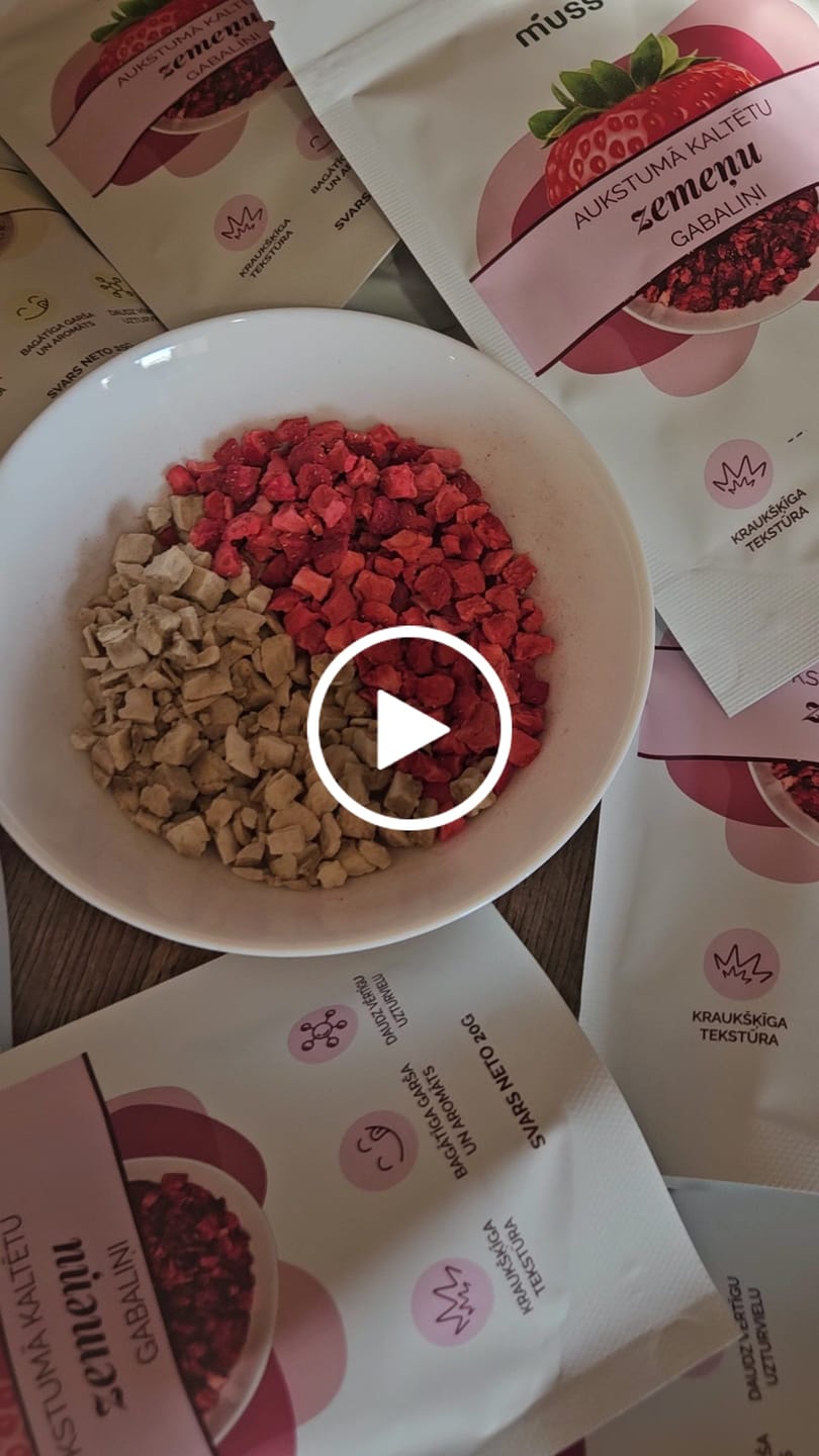Customer video review of Aukstumā Kaltētas Zemenes