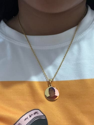 Customer photo review of Aiah Emblem (Disc)