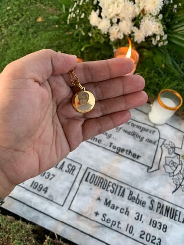 Customer photo review of Aiah Emblem (Disc)