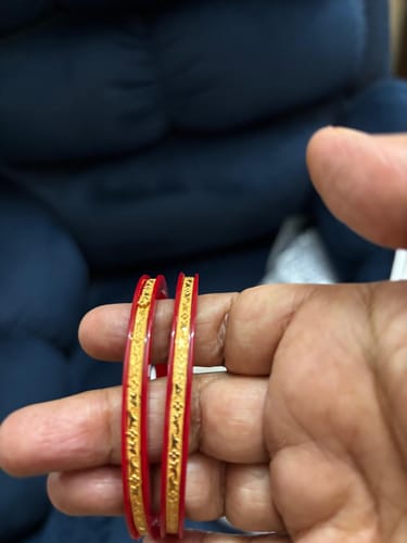 Customer photo review of "Ancient Gold Elegance: Cream Bangle Beauty " (2 Pis)
