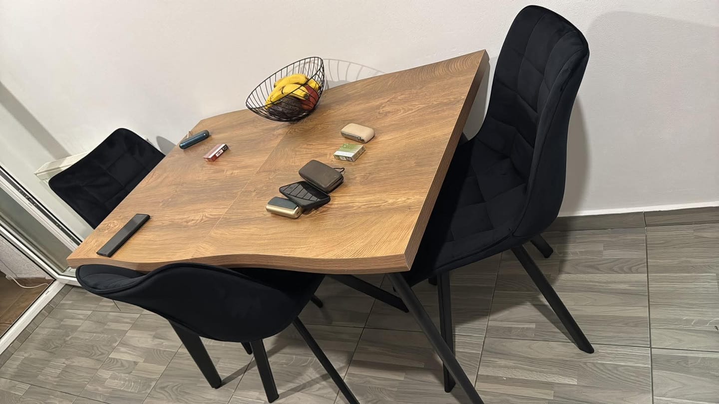 Customer photo review of Masa extensibila DICKSON, stejar natural, 120-180x80x75 cm